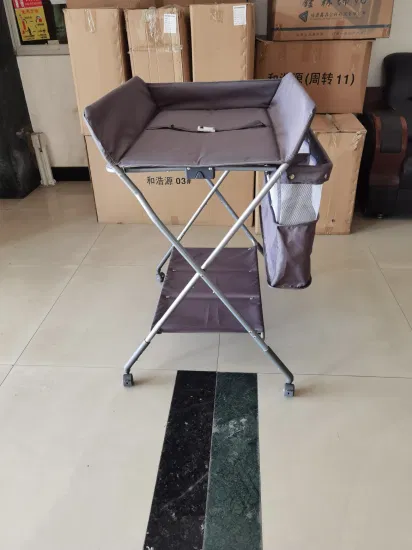 Table à langer pliable avec étagère